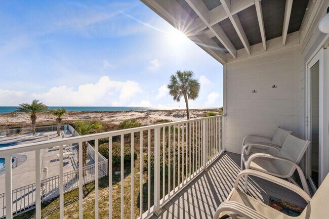 Building Photo - 400 Plantation Rd