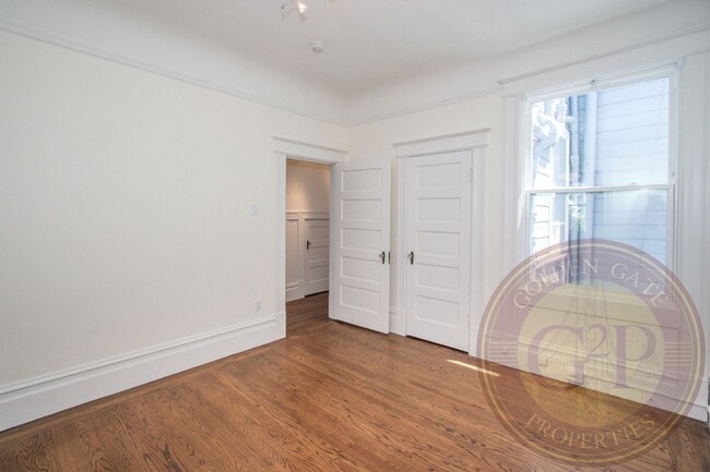 Building Photo - Russian Hill - 3 BR, 1 BA Condo 1,125 Sq. ...