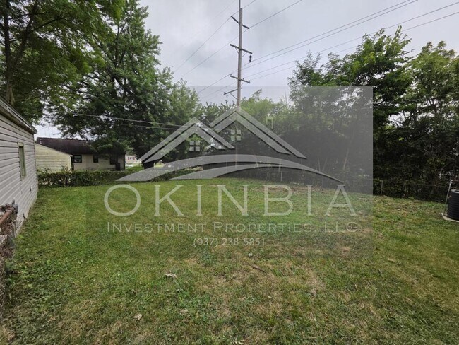 Building Photo - 4420 Catalina Ave