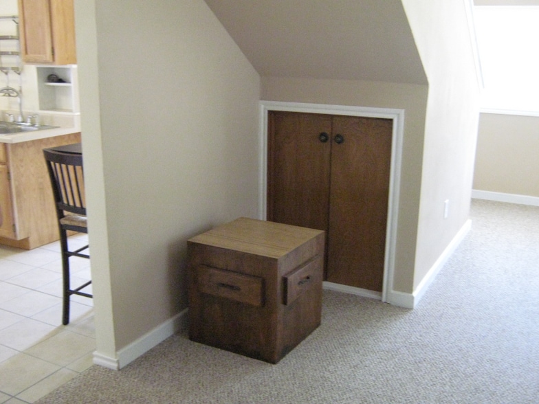 Building Photo - 3405 Dorothy Ln