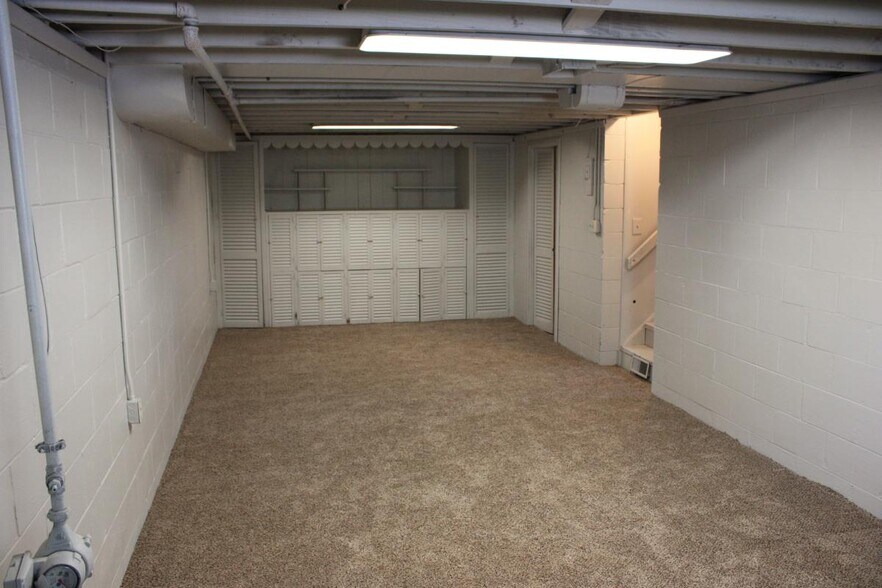 Building Photo - 5610 Frederick St