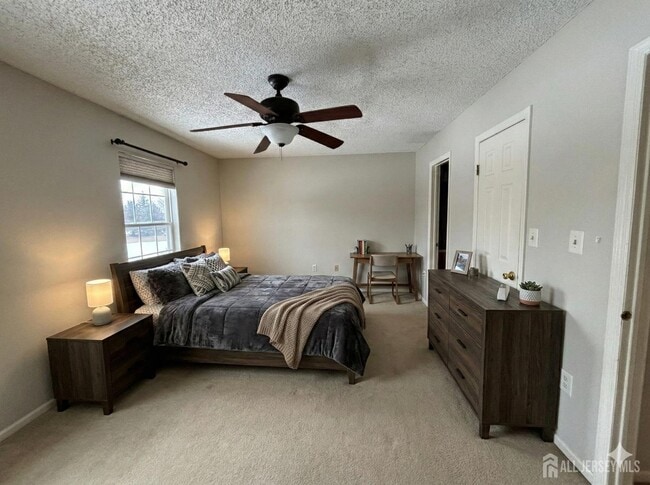 Building Photo - 62 Colleen Ct