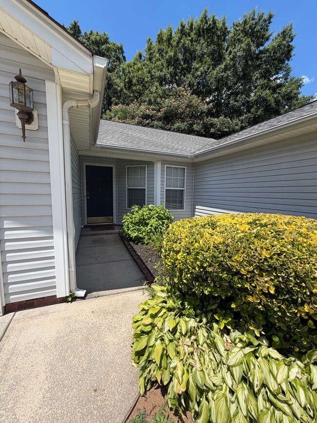 Building Photo - Exclusively Offered By Muse Realty Rentals, LLC