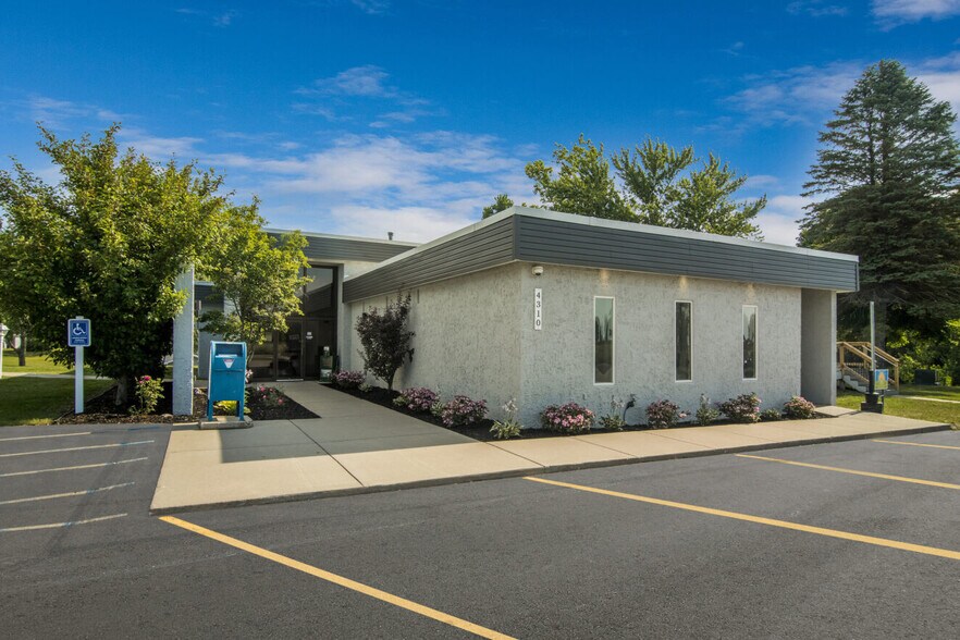 Building Photo - 4095 Geranium Ln