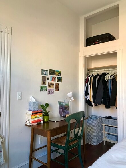 Building Photo - 1548 Tremont St