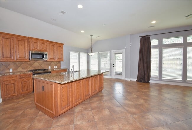 Building Photo - 13611 Summer Cloud Ln