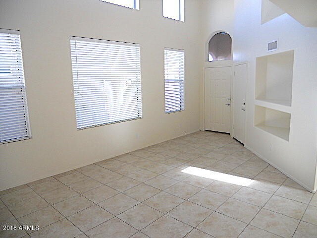 Building Photo - 4106 E Chambers St