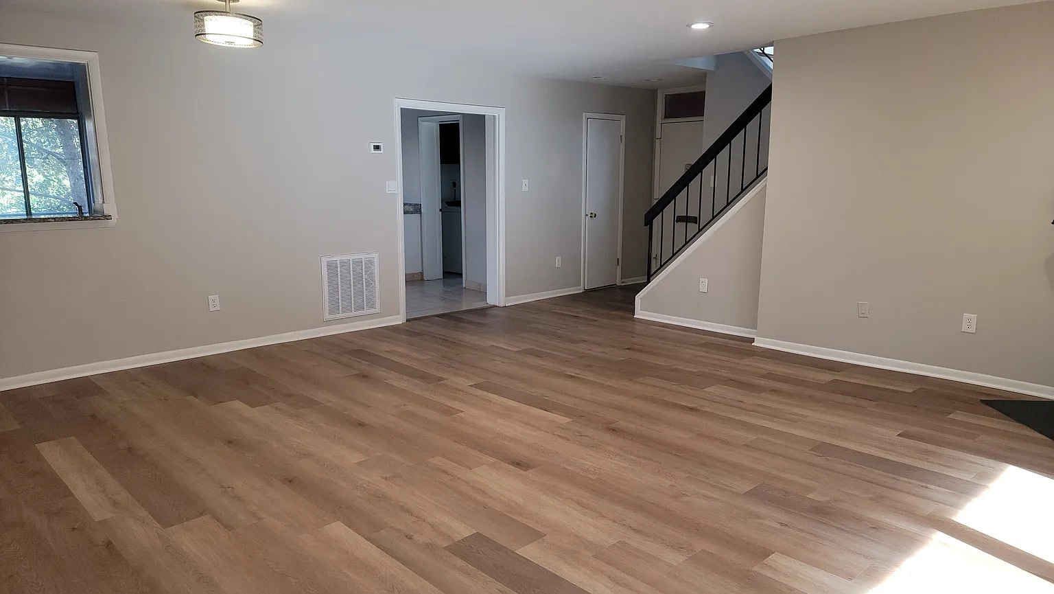 Living/dining room - 648 15th St S