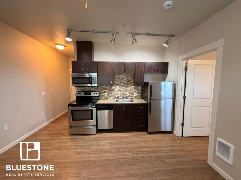 Interior Photo - Sellwood Apartments