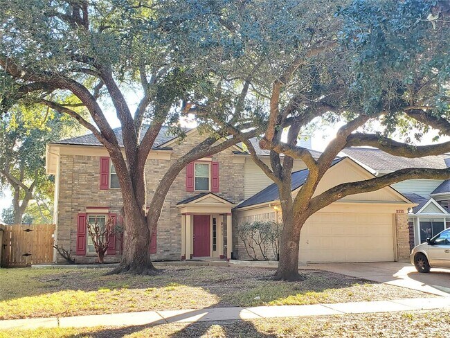 Primary Photo - 2111 Aberdeen Dr