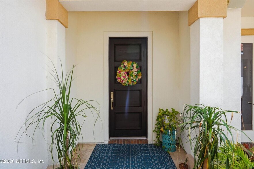 Building Photo - 4571 San Lorenzo Blvd
