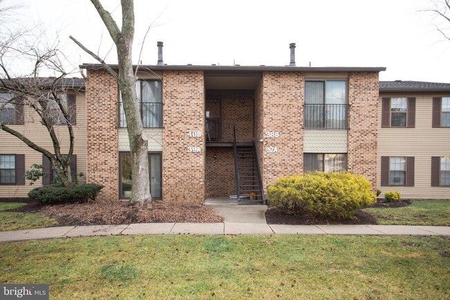 Building Photo - 40B Sumac Ct