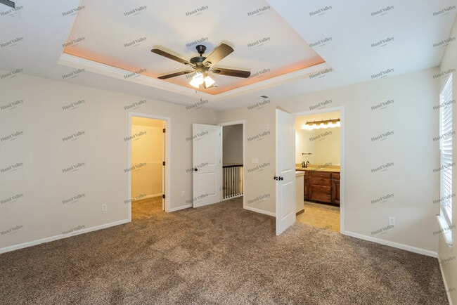 Building Photo - 8401 NE 115th St