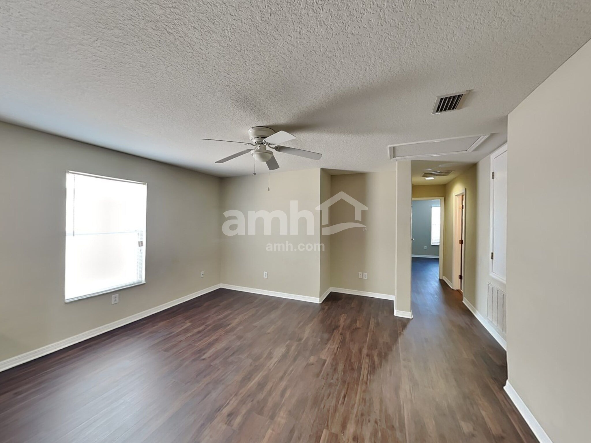 Building Photo - 12109 Tree Haven Ave