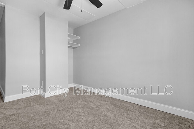 Building Photo - 1416 N Milton Ave