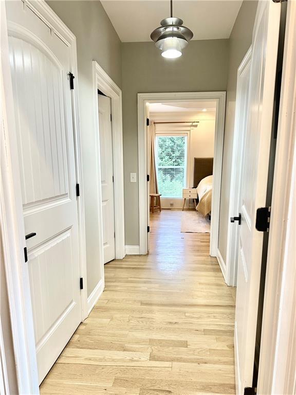 Building Photo - 3232 Brookview Rd