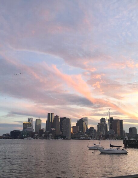 Piers Park- 10 Minute Walk - 150 Orleans St