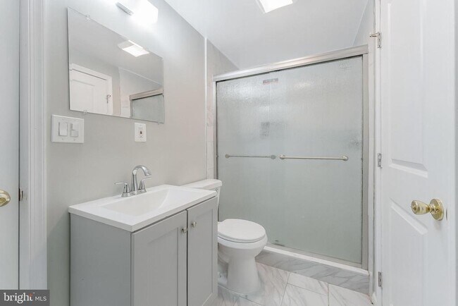 Building Photo - 20152 Boxwood Pl