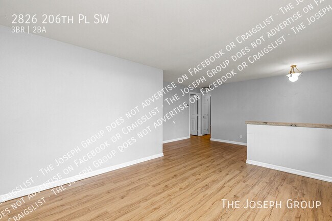 Building Photo - 2826 206th Pl SW