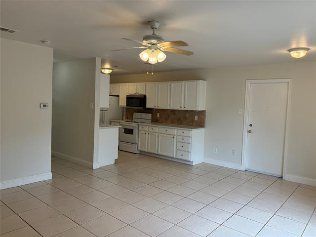 Building Photo - 2622 Foxcroft Ln