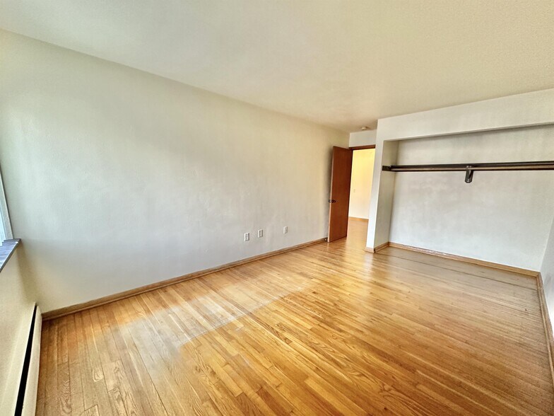 Building Photo - 430 Harrison Ave