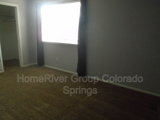 Building Photo - 6262 Baxter Dr