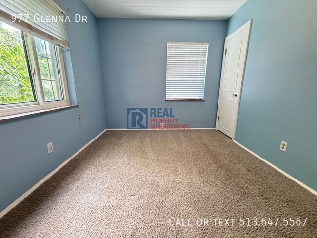 Building Photo - 977 Glenna Dr
