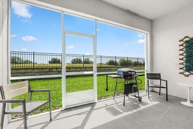 Building Photo - 563 Ocean Course Ave