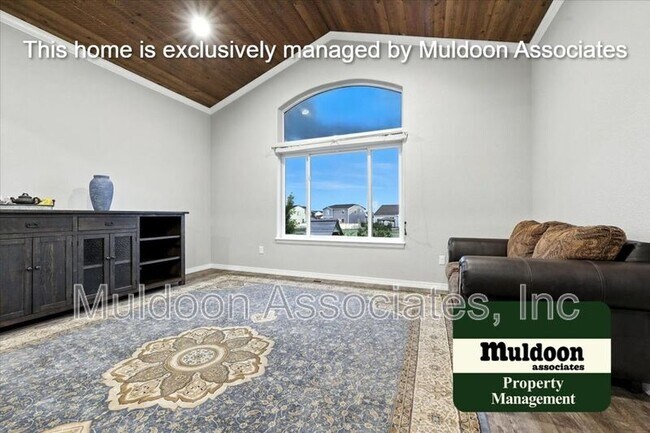 Building Photo - 13569 Park Meadows Dr