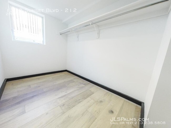 Building Photo - 1313 Sunset Blvd
