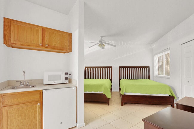 Building Photo - 8020 Carnoustie Pl