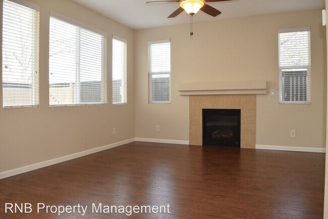 Building Photo - 4 br, 2.5 bath House - 5700 Lavender Court
