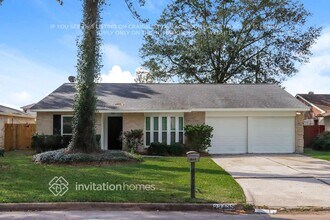 Building Photo - 23435 Verngate Dr