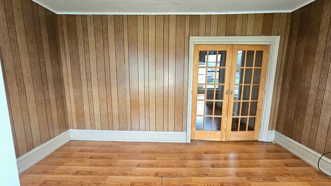 Building Photo - 490 Grand St