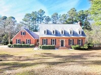 Building Photo - Gorgeous Estate home in Houndslake!