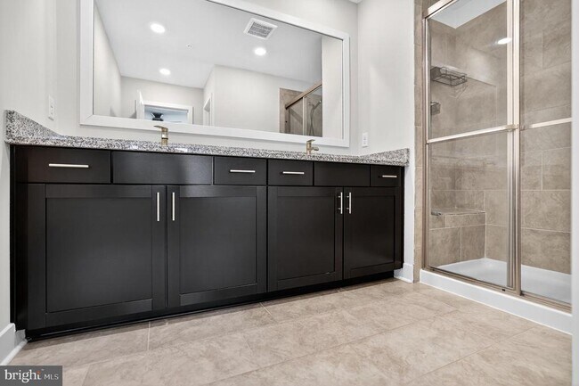 Building Photo - 4121 Hatley Pl