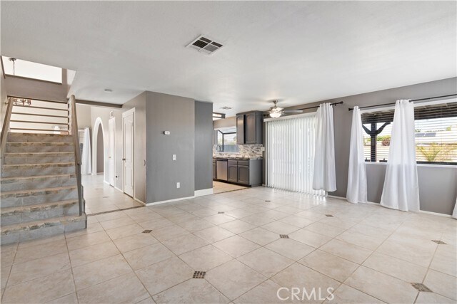Building Photo - 43865 Carefree Ct