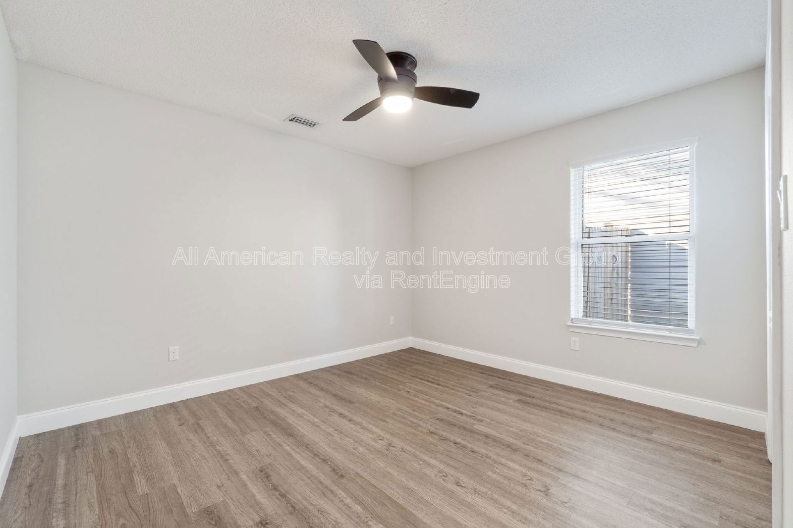 Building Photo - 444 Bridgewater Ct