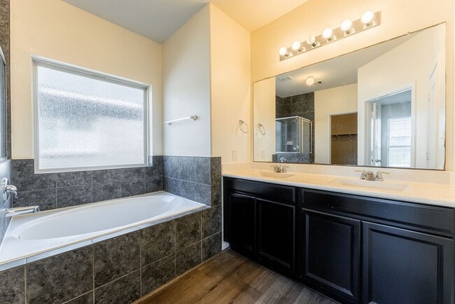 Building Photo - 20219 Weeping Pine Way