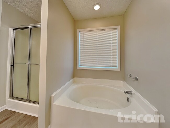 Building Photo - 294 3rd Ave