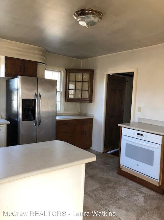 Building Photo - 3 br, 2 bath House - 2144 E. 31st St.