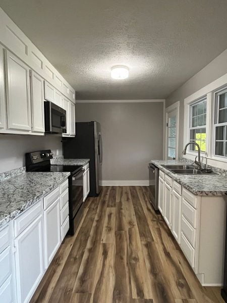 Building Photo - Ranch home on a country setting in Hardin ...