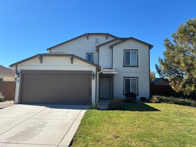 Building Photo - Wonderful 3 bedroom + Loft, 2.5 bathroom h...