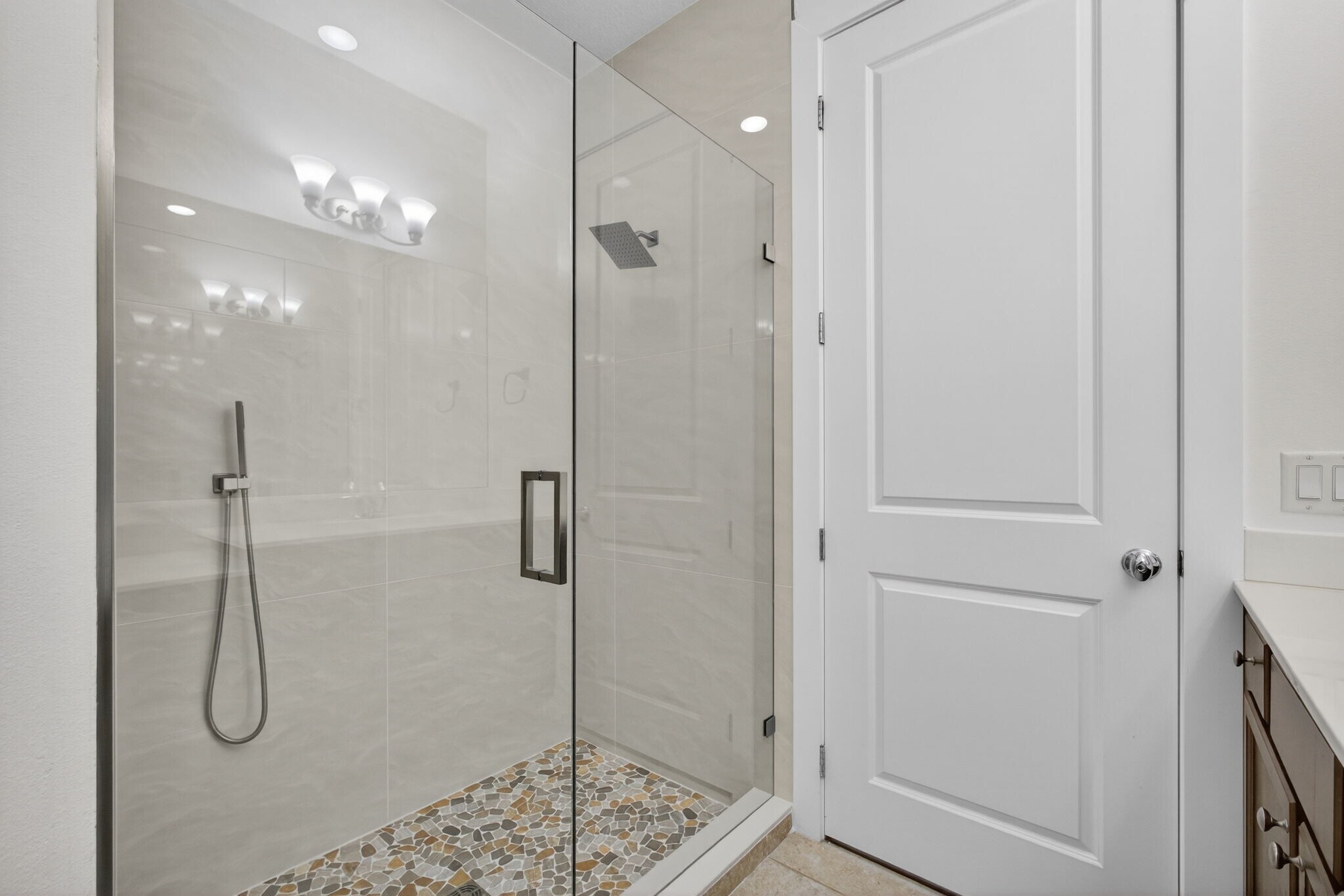 Building Photo - 7089 Edison Pl