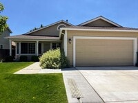 Building Photo - Beautiful 4 bedroom home in Carson City