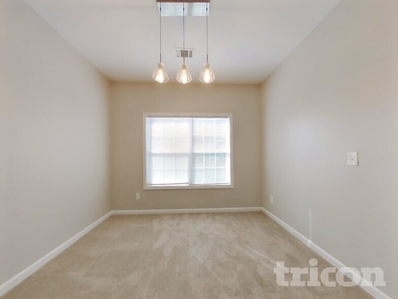 Building Photo - 114 Millwheel Dr