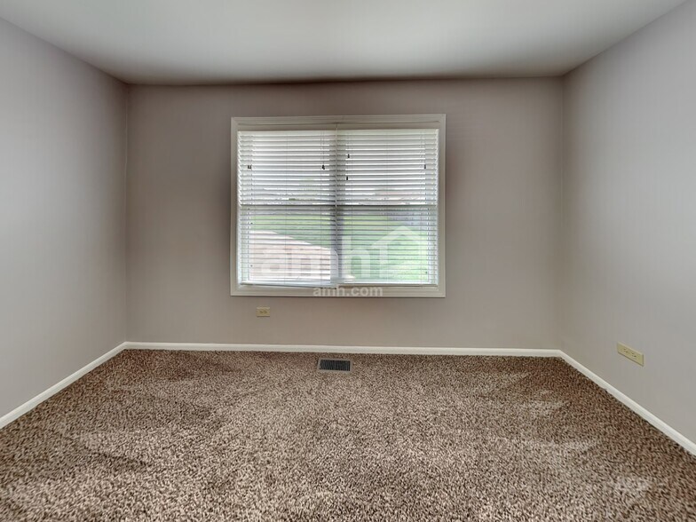 Building Photo - 6603 Walter Adamic Ln