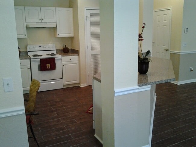Building Photo - Amazing 1/1 Courtyard View Condo for Rent at Park North Downtown Orlando.