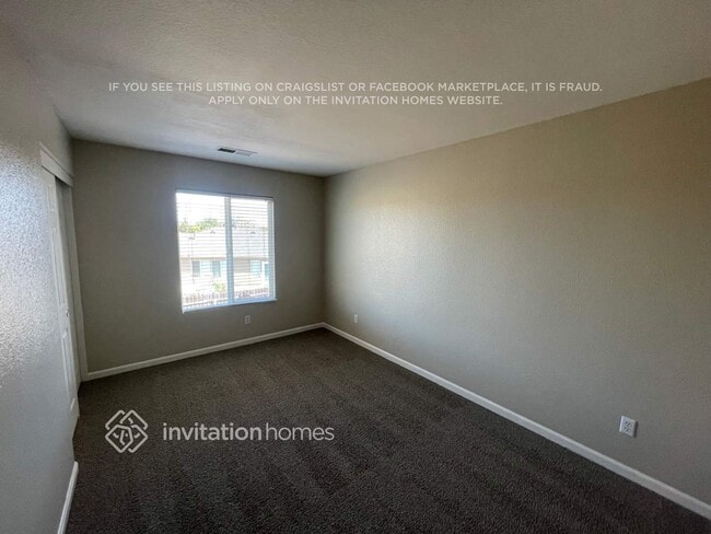 Building Photo - 3915 Eugene Dr