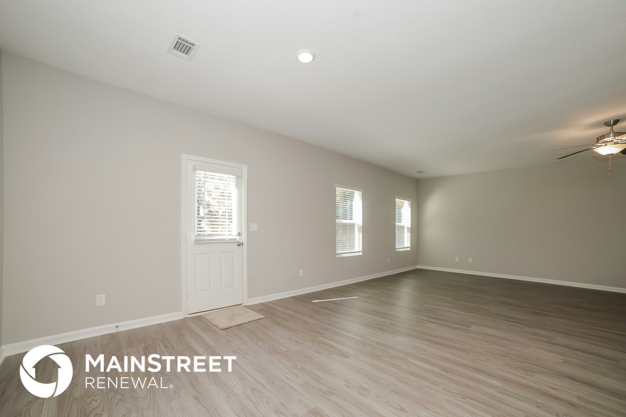 Building Photo - 529 Firethorn Ct